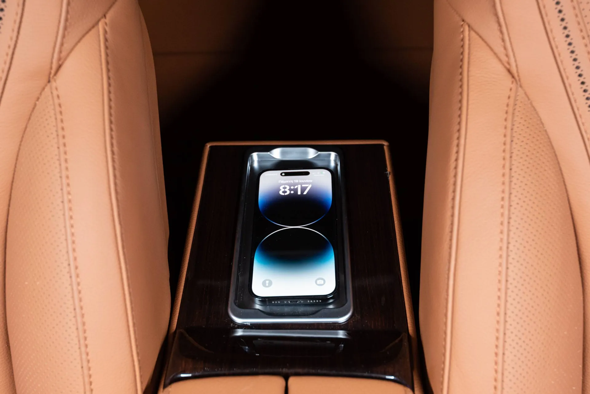 Mercedes Benz Vito Tourer (Raw Sienna) 7