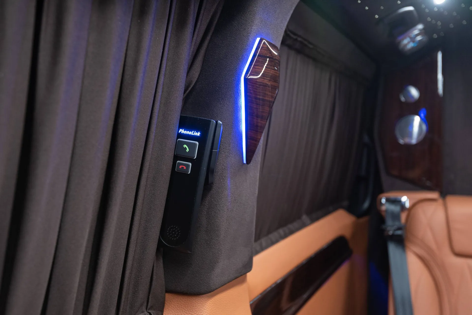Mercedes Benz Vito Tourer (Raw Sienna) 6