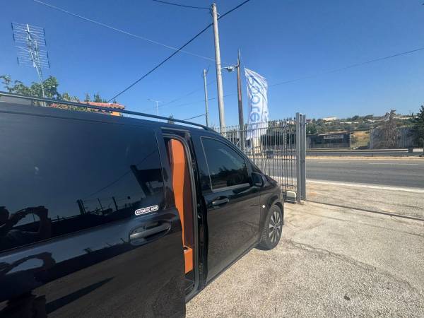 Mercedes Benz Vito Tourer (Raw Sienna) - Image 20